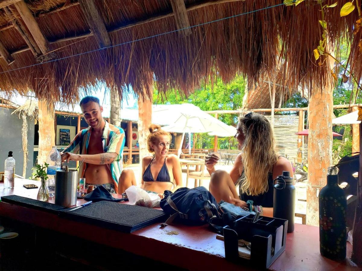 The All Inclusive Hostel - Food, Drinks And Transportation To The Beach And Cenotes Τουλούμ Εξωτερικό φωτογραφία