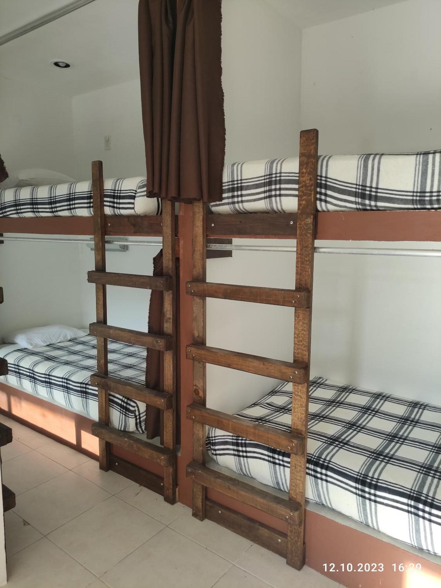The All Inclusive Hostel - Food, Drinks And Transportation To The Beach And Cenotes Τουλούμ Δωμάτιο φωτογραφία