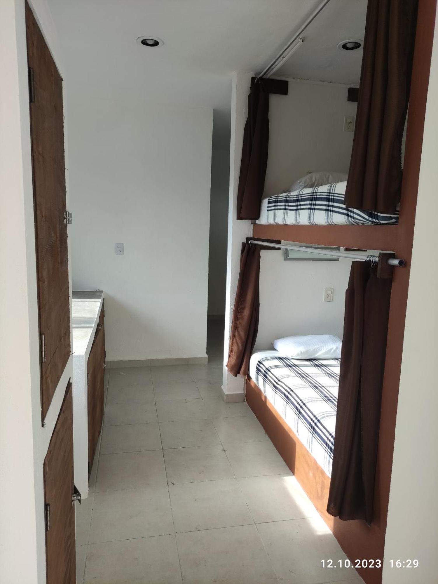 The All Inclusive Hostel - Food, Drinks And Transportation To The Beach And Cenotes Τουλούμ Δωμάτιο φωτογραφία