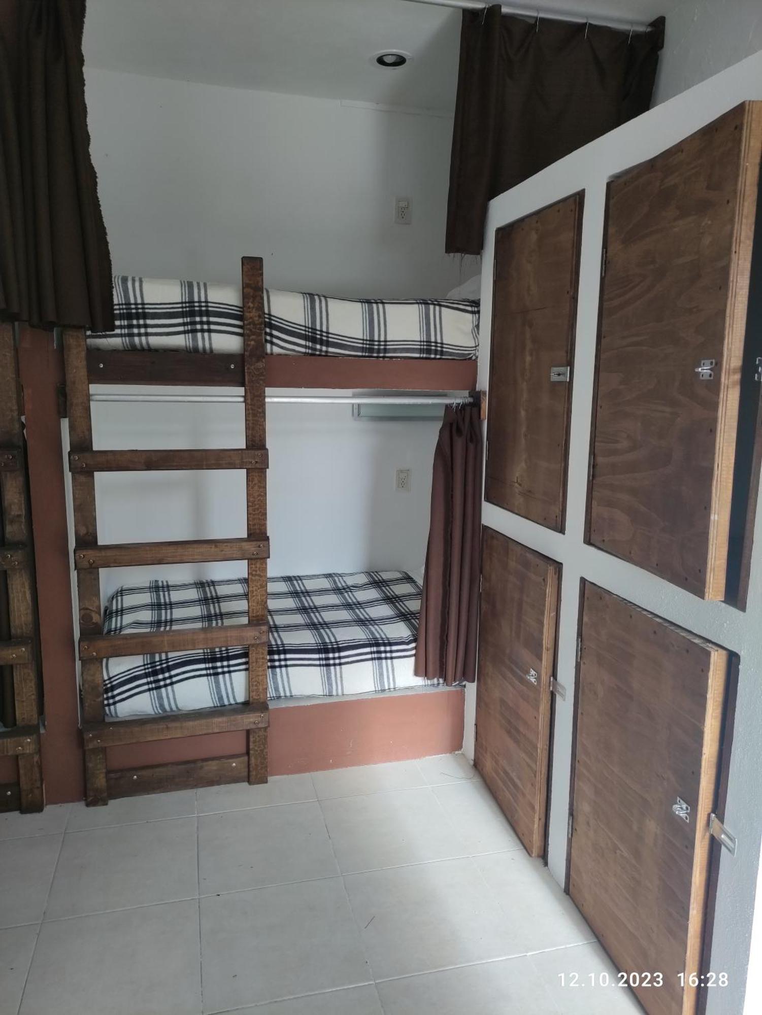The All Inclusive Hostel - Food, Drinks And Transportation To The Beach And Cenotes Τουλούμ Δωμάτιο φωτογραφία